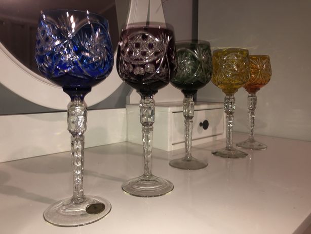 Kryształowe kieliszki do wina