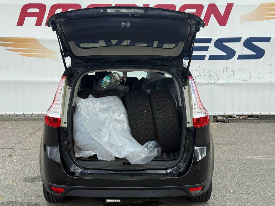 Renault Megane Scenic 2012 кредит БЕЗ ПЕРШОГО ВНЕСКУ обмін , викуп