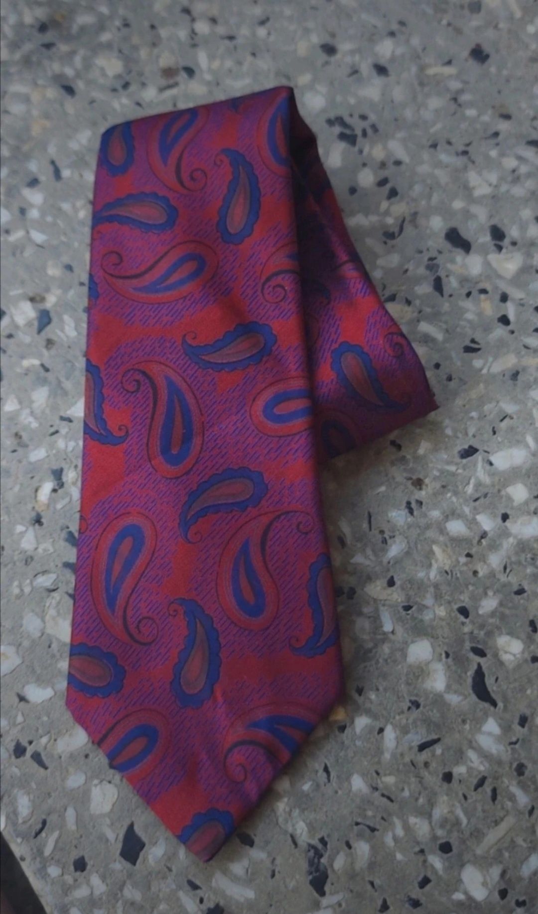 krawat jedwabny 100% jedwab silk wzory łeski