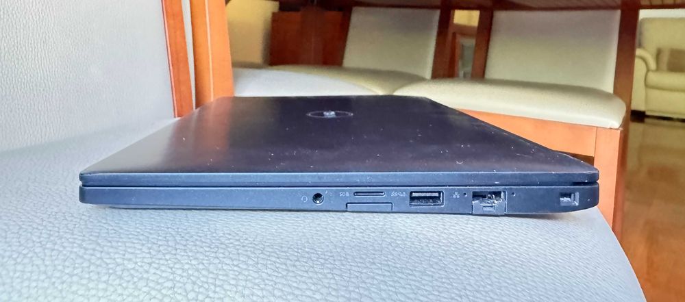 Dell Latitude 7390 13.3"FullHD/i7-8650u Quad Core/16Gb Ram/Ssd 256Gb