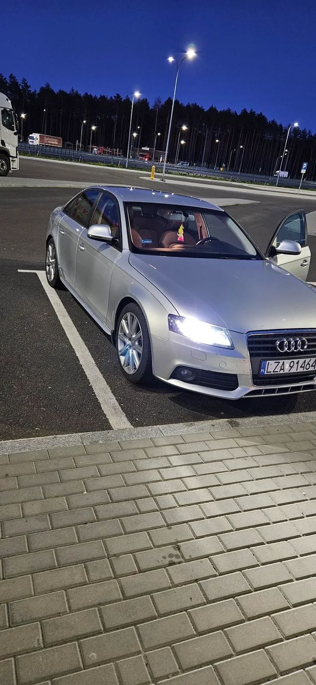 Audi A4 Audi A4 B8 2.0 TDI 170 KM | 2009 | 320 tys. km