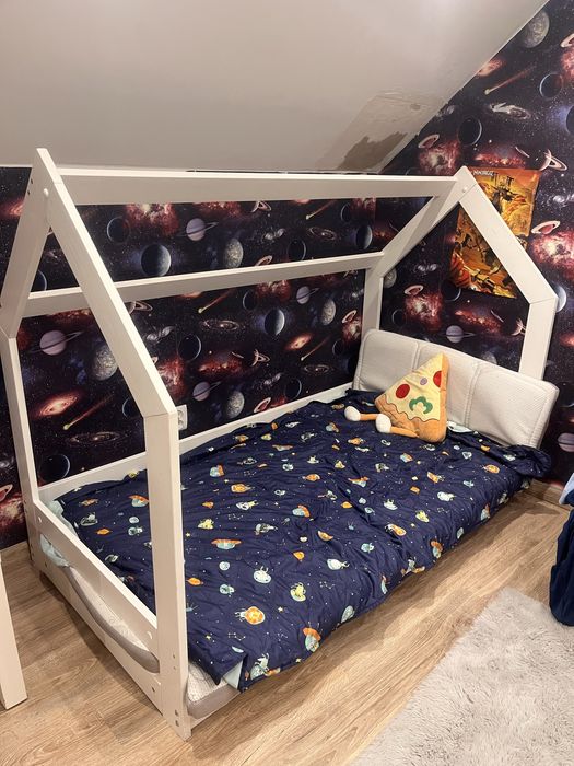 Sprzedam łóżeczko typu domek