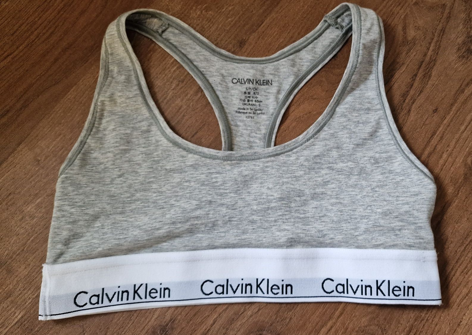 Nowy oryginalny top biustonosz sportowy Calvin Klein 36 S elastyczny