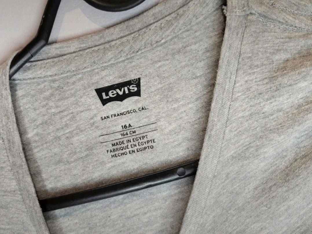 Nowa koszulka Levi's rozmiar S na 164cm