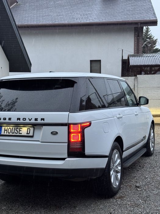 Продам lend Rover Vogue 2015год офицеал