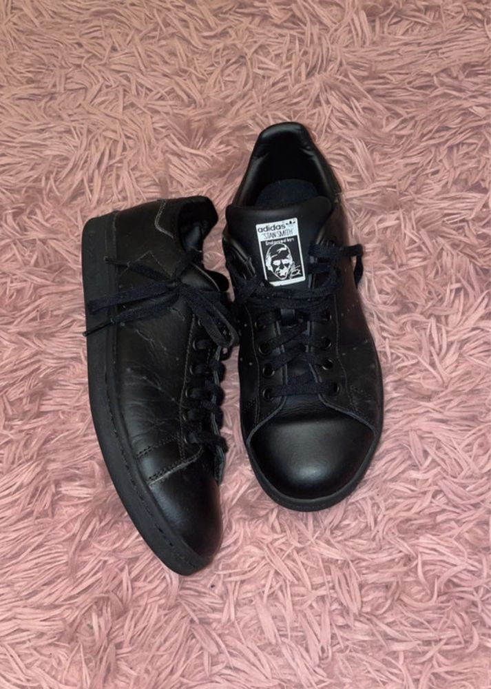 Czarne adidas stan smith 39