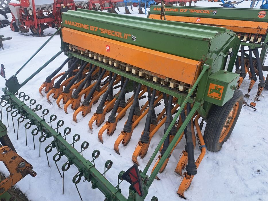 Siewnik AMAZONE D7 SPECJAL II typ 25 Ścieżki z Niemiec