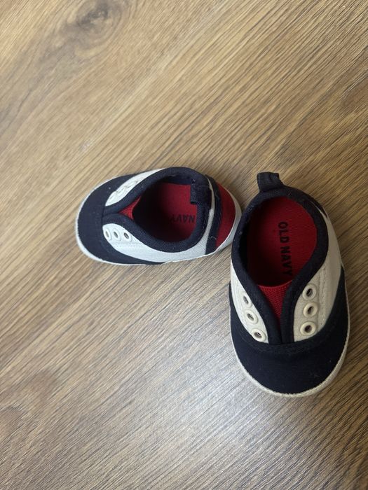 Buciki niechodki trampki Old Navy