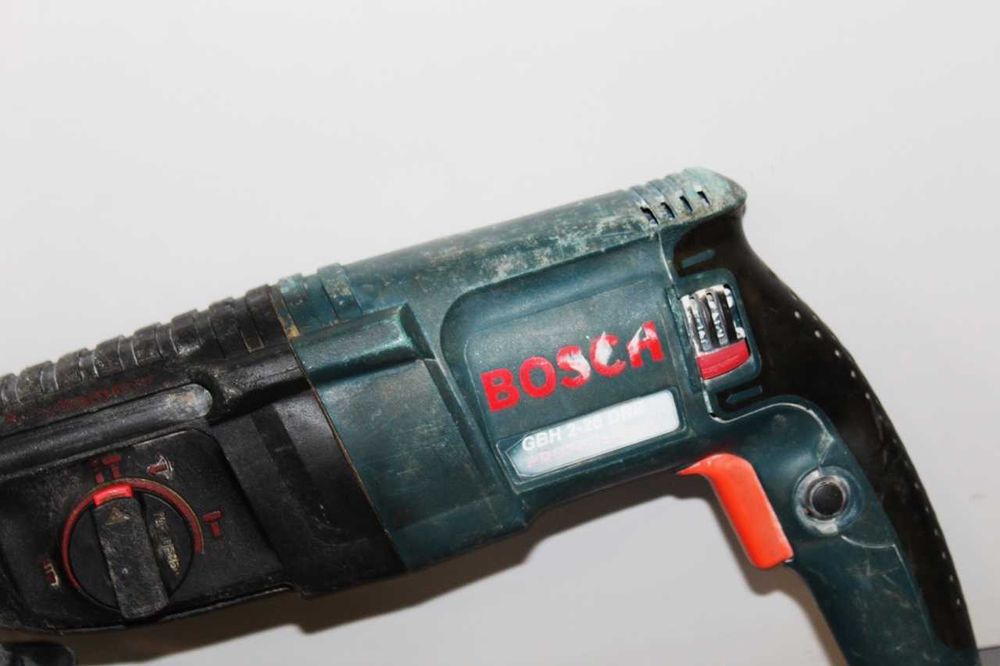 Młotowiertarka Bosch GBH 2-26 800W SDS Plus