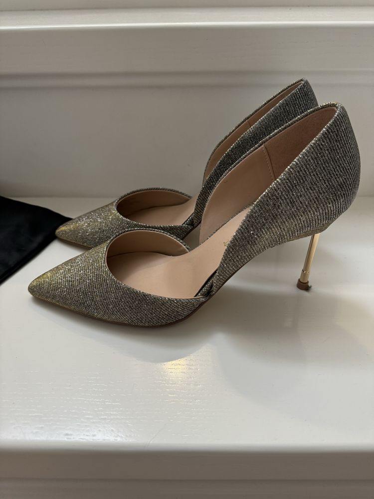 Продам туфлі Kurt Geiger