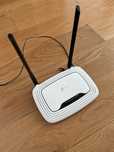 Router TP-Link WR841N