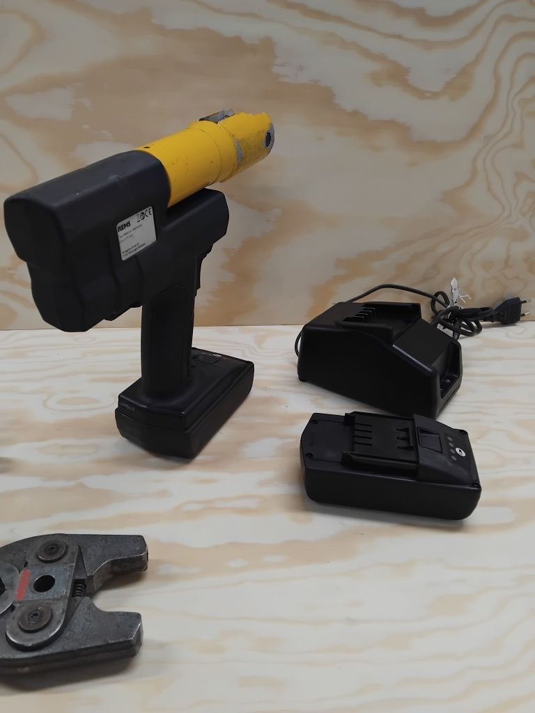 Rems Mini-Press 22v ACC typ 578002 zaciskarka rems zestaw 22v