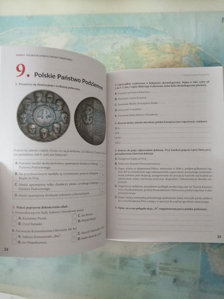 Nowe ćwiczenia historia 8