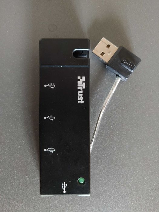 Trust HUB 4 USB jak NOWY