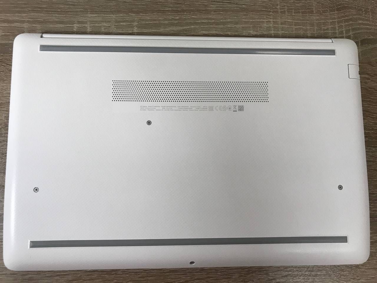 Ноутбук HP Laptop Model 15-da1064ns В ідеальному стані та