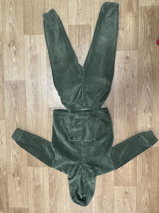 Дитячий костюм на 7-8 р