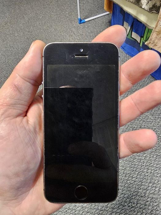 Продам Iphone 5S / Айфон 5С А1533