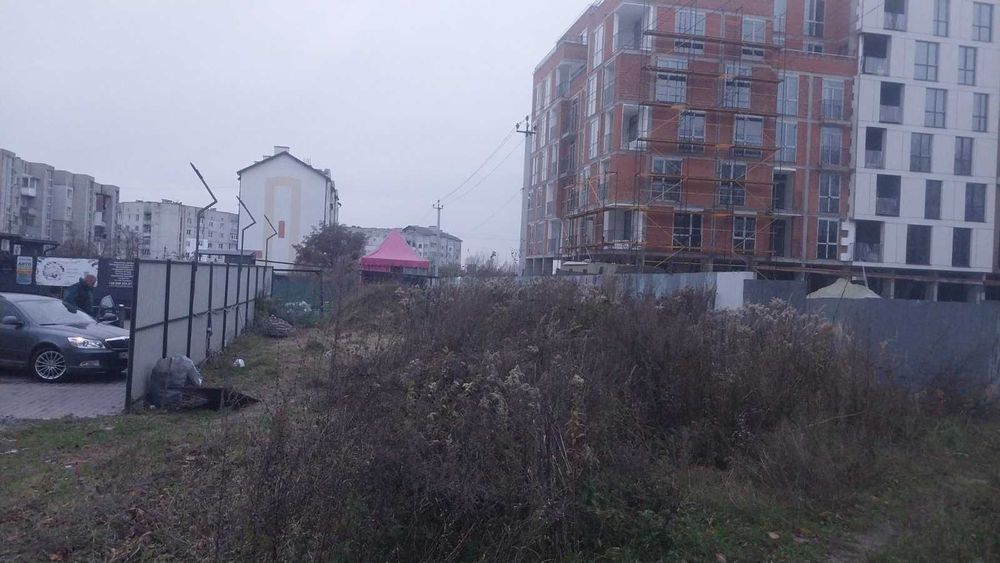 Земельна ділянка під комерційну діяльність  перспективна локація