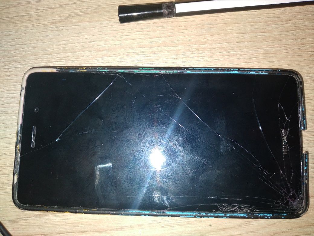 Sprzedam użwanego HUAWEY ALE-21