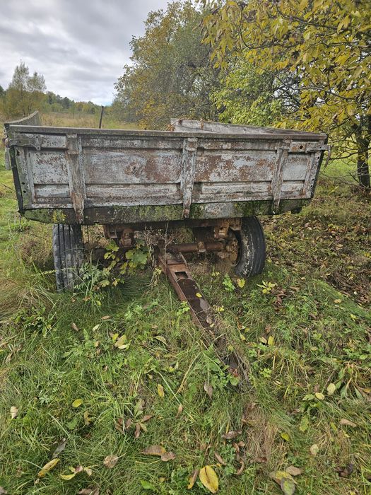 Причеп тракторний