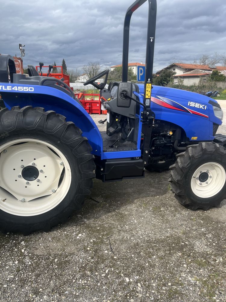 TRATORES ISEKI NOVOS DE 26cv e 55cv