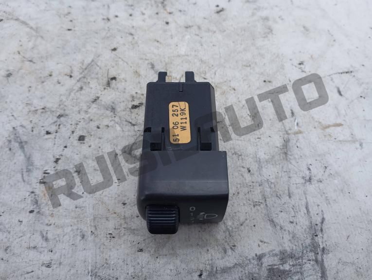 Comando / Botão Regulador Altura De Farois Frente 510_6257 Saab