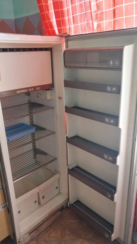 Холодильник б/у, робочий