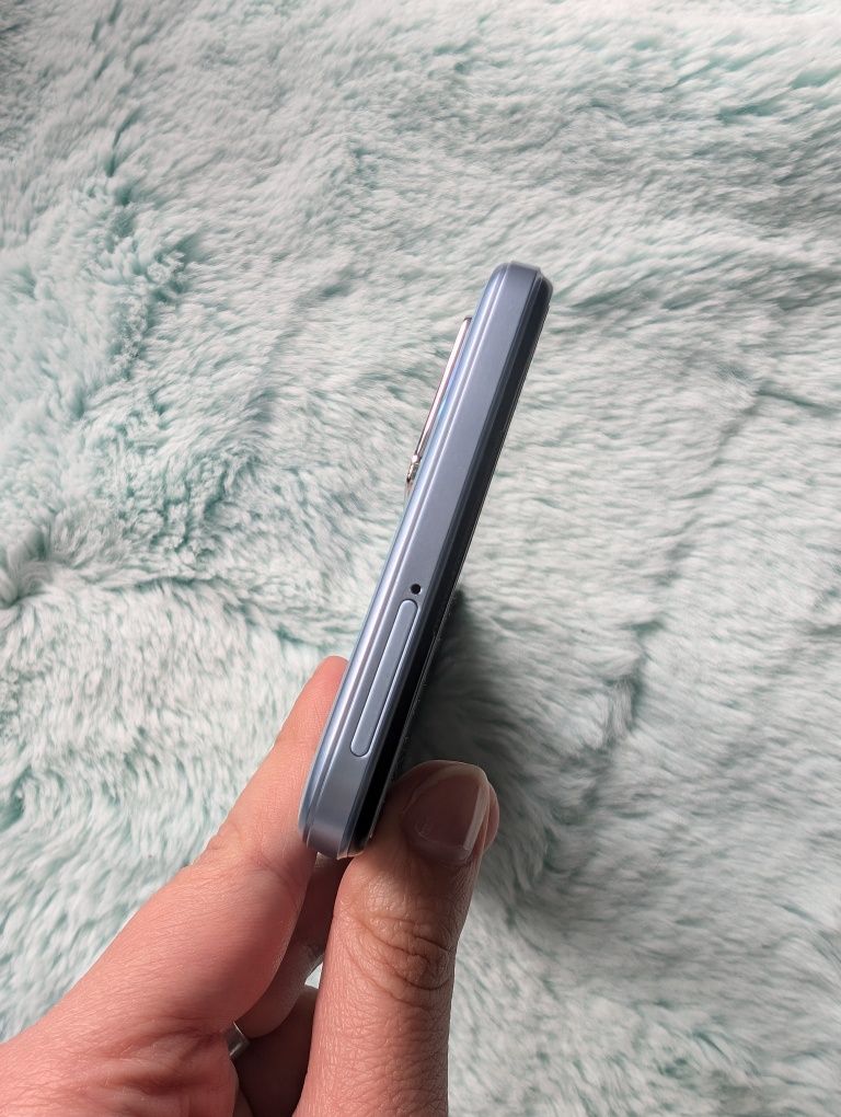 Telefon Vivo Y33s