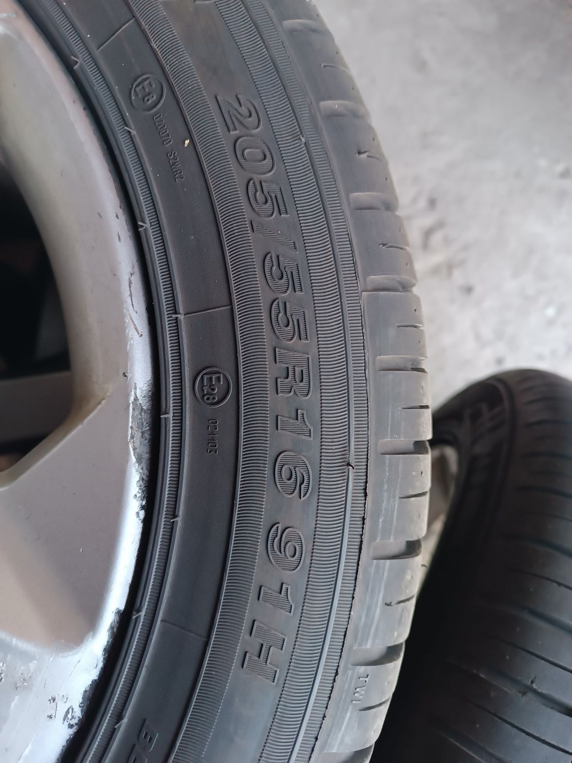 Продам шины Белшина 205/55/R16 + диски, продажа только комплект