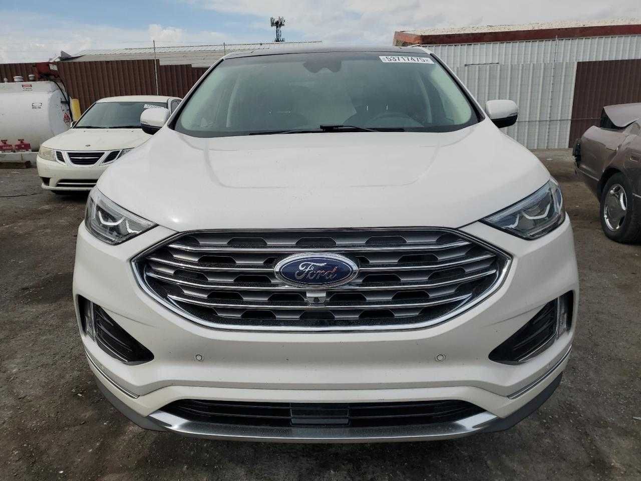 Ford Edge 2019 titanium