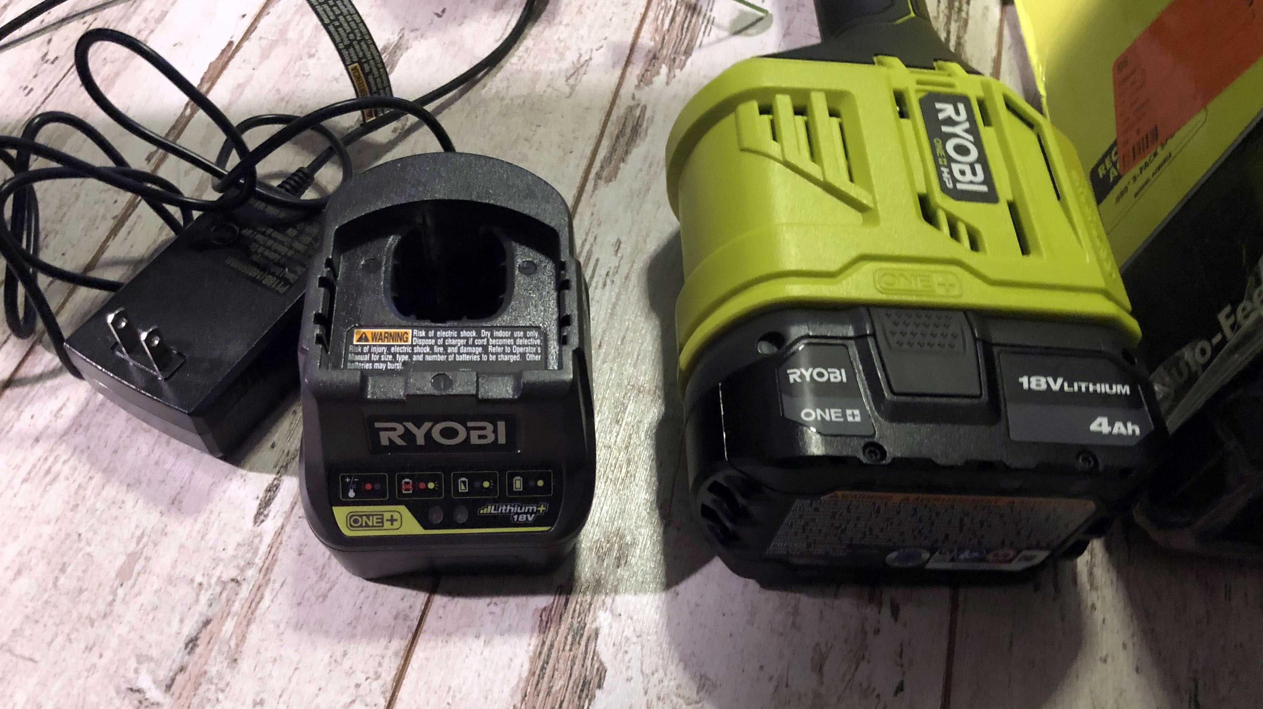 Безщітковий тример кромкоріз коса Ryobi One+ HP P20120 18В 33 см США