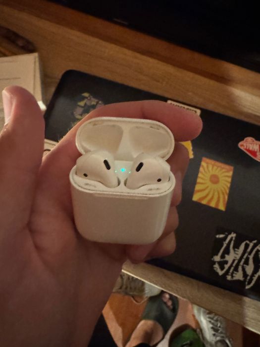 AirPods bom estado