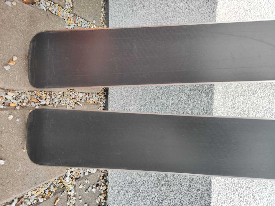SKITOUR MOVEMENT IKI 158cm dynafit  foki zadbane