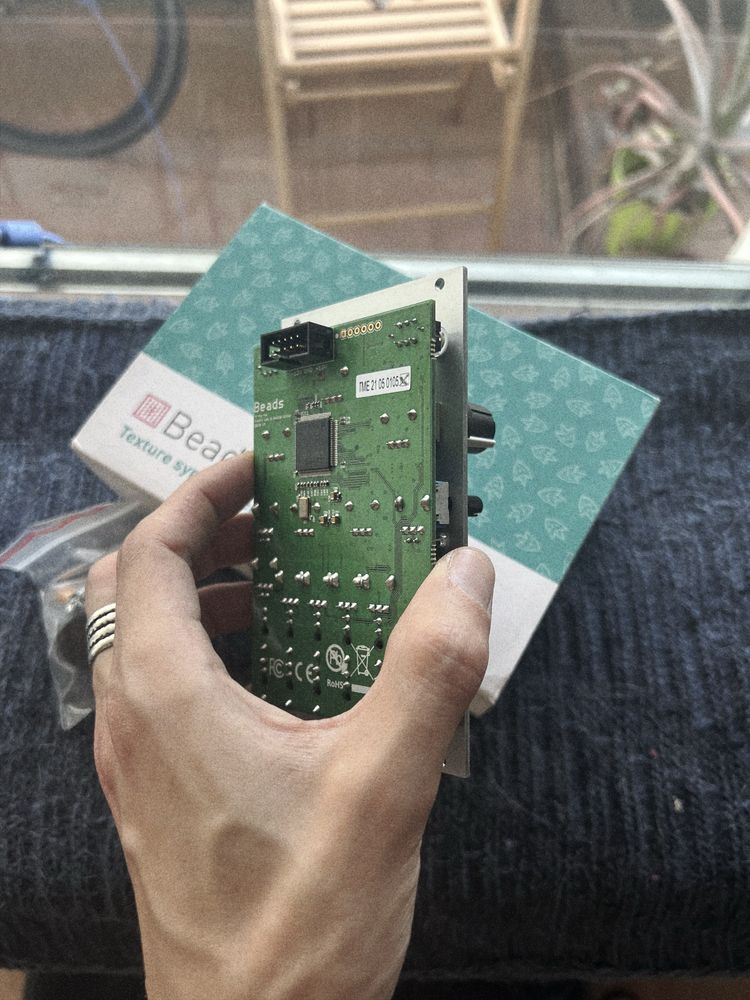 material eurorack - sintetizador modular