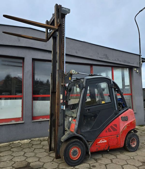 Linde H30T  Linde H30T Wózek Widłowy Sztaplarka Gaz