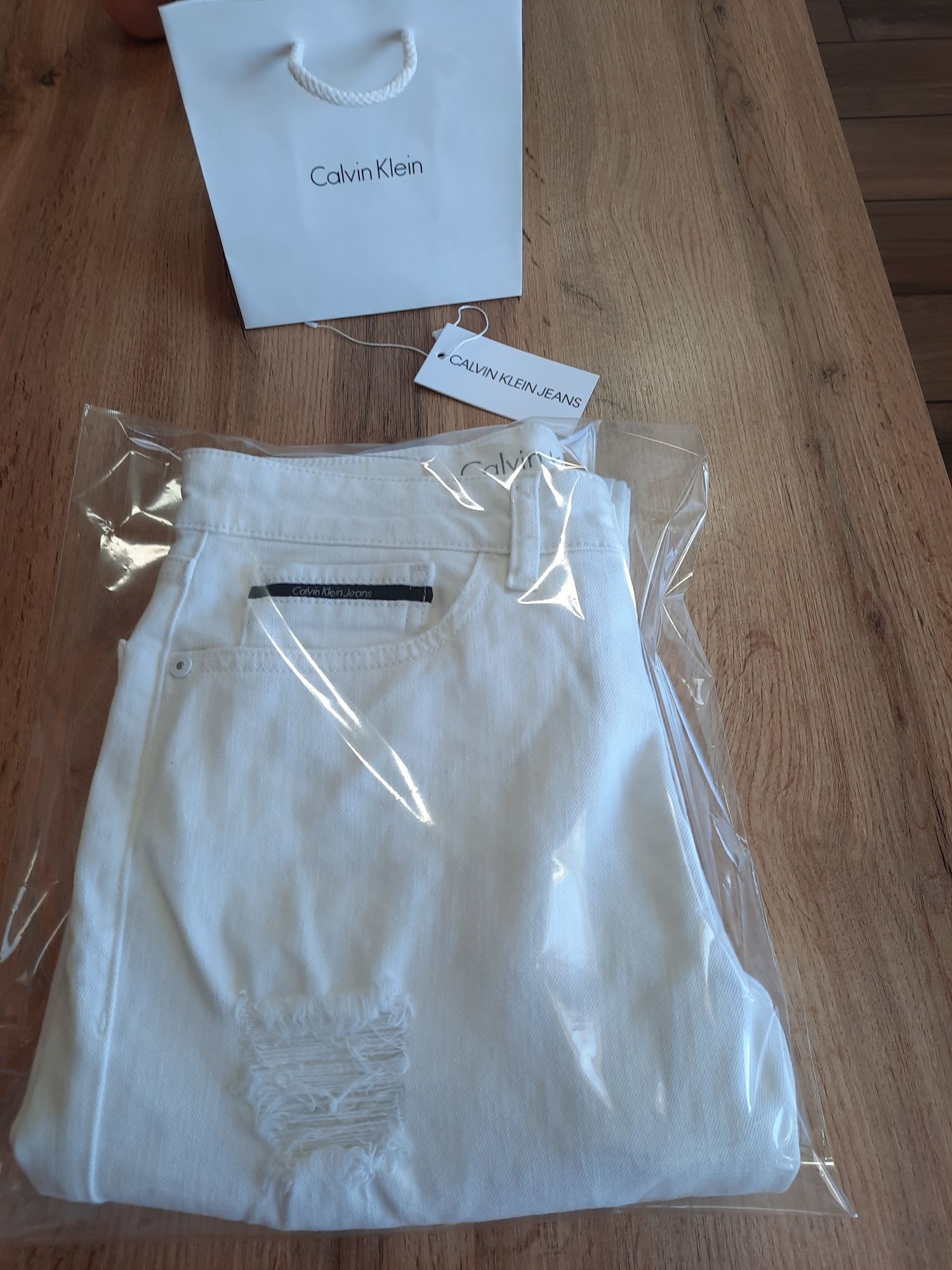 Calvin Klein Jeans damskie 100% oryginalne! roz.S/M białe