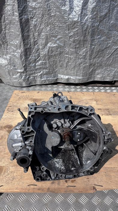 toyota avensis t22 kombi 2.0 d4d skrzynia biegow e350c