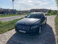 Mercedes-Benz Klasa E Mercedes W213 E-klassa Ambiente Virtual 2017 Idealny
