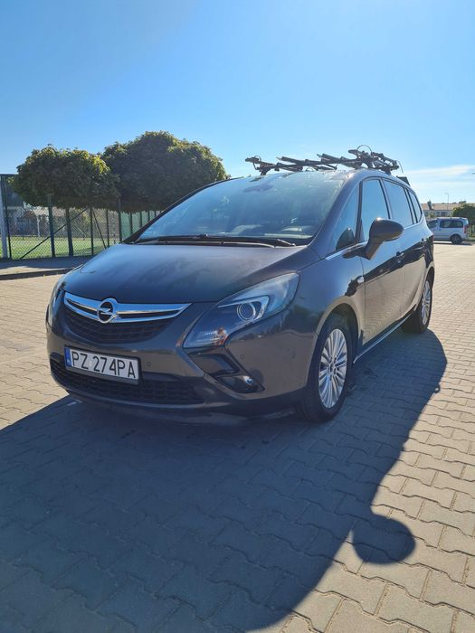 Opel Zafira Opel Zafira 1.6 CDTI ecoFLEX 2016, 7-miejsc, dach panoram