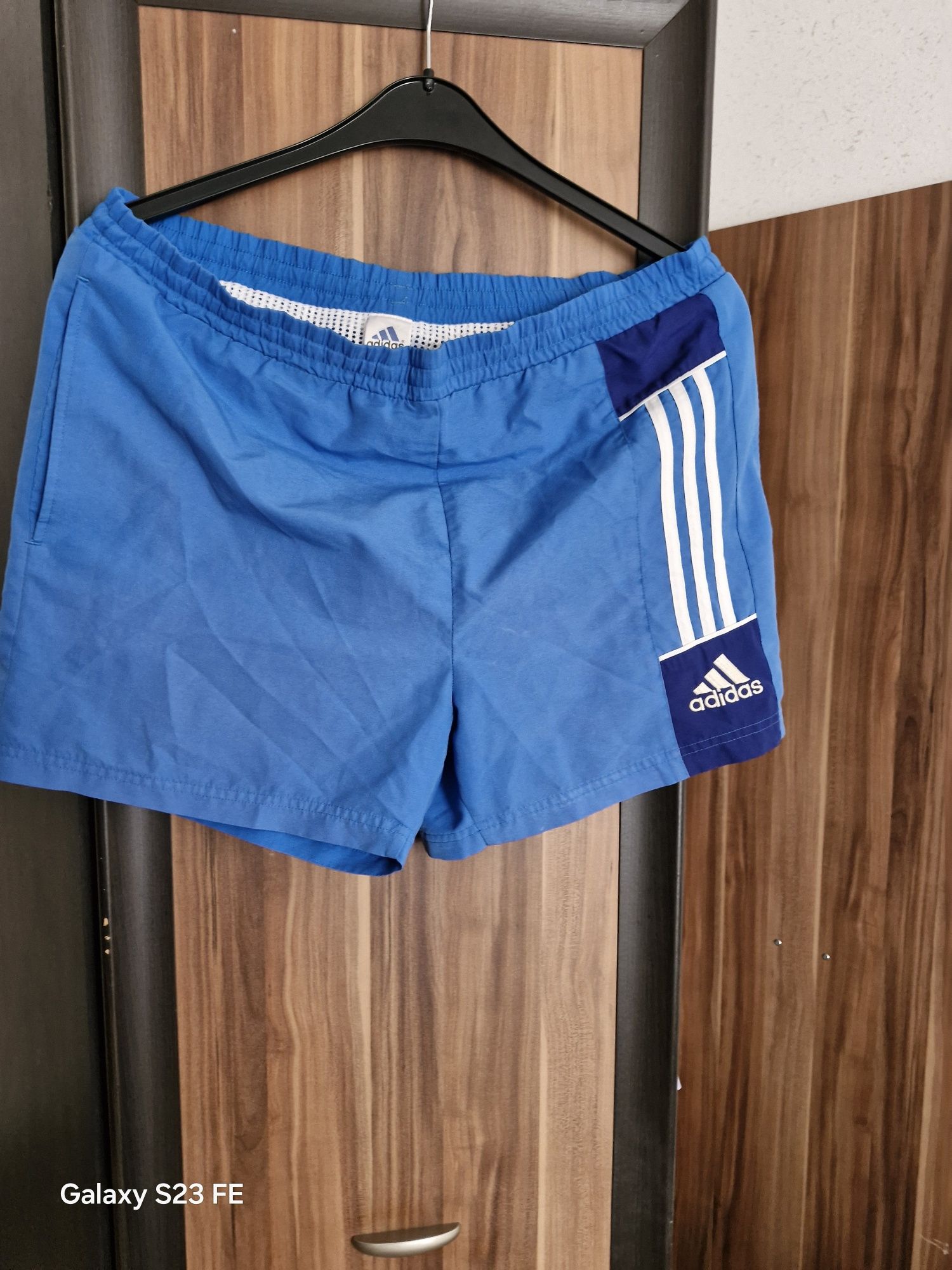 Spodenki krotkie męskie Adidas rozmiar M stan bardzo dobry