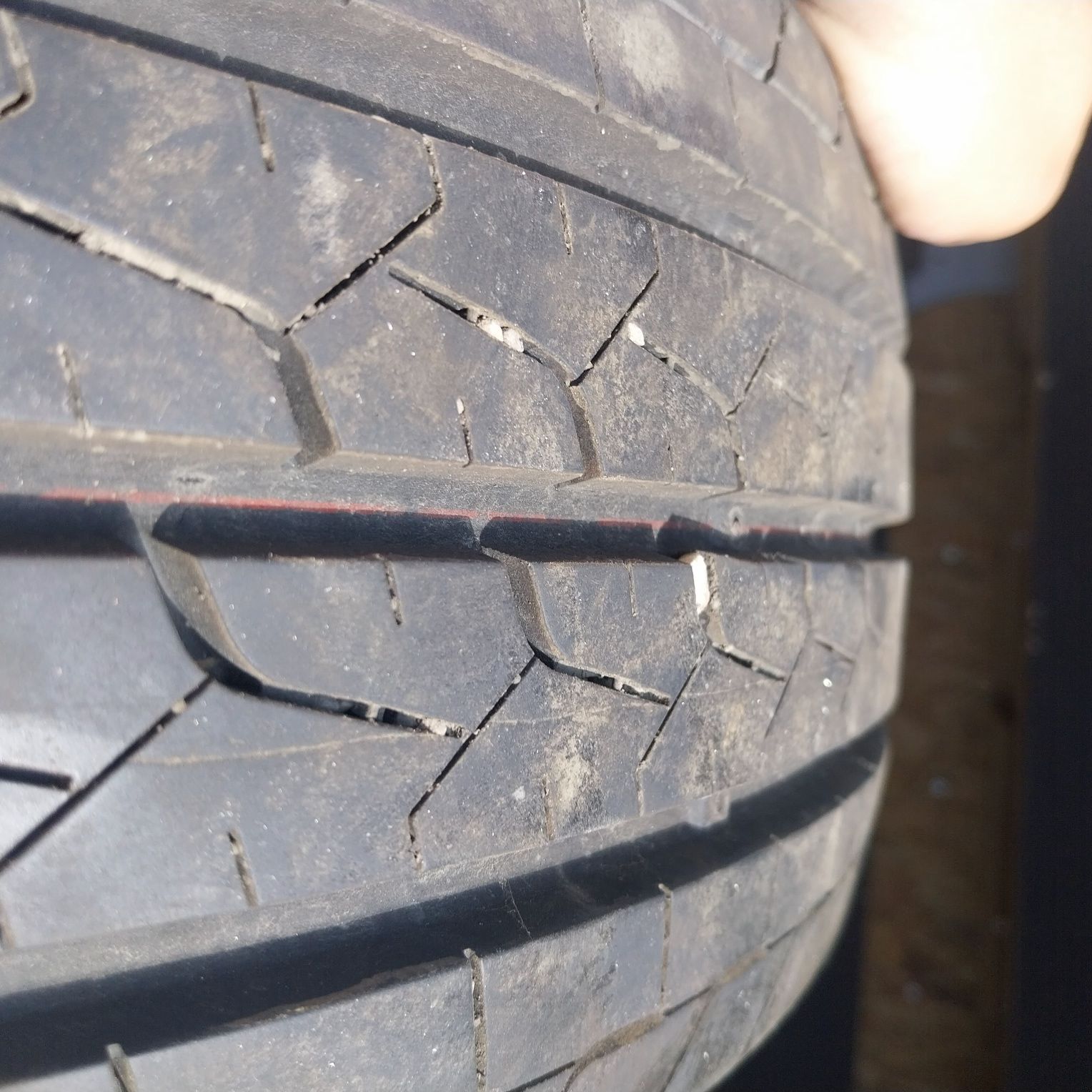 Sprzedam  opony letnie 215/70/r15 C