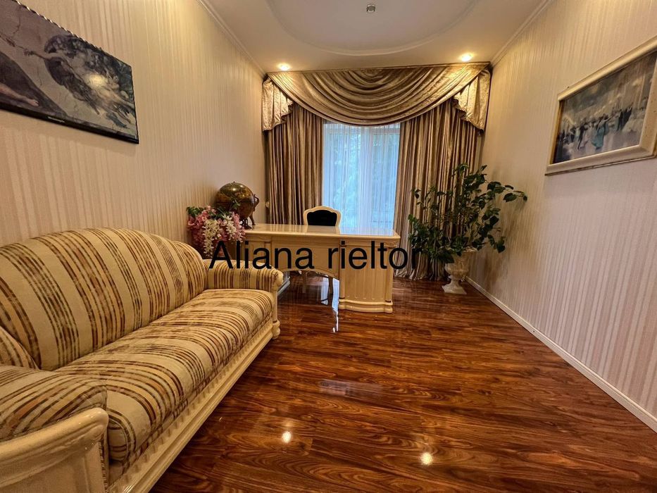 Сдам красивый дорогой  дом для мероприятий 10 ст.Фонтана