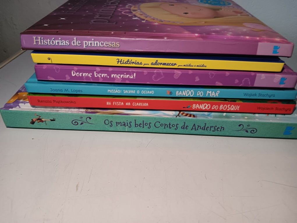 Livros multi-histórias, lote de 6