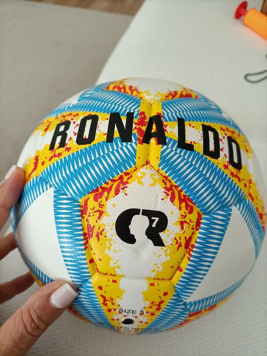 Bola de futebol nova