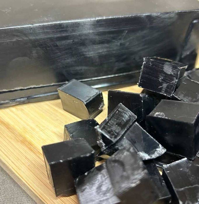 Чёрная органическая мыльная основа на натуральных маслах