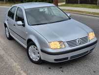 Volkswagen Bora 1.6 16V ** W Bardzo dobrym stanie** Bez rdzy !