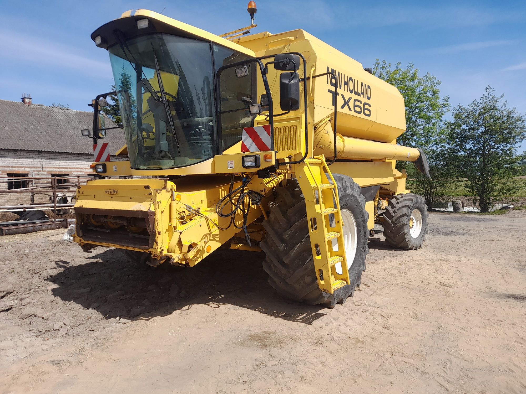 Kombajn new holland tx 66