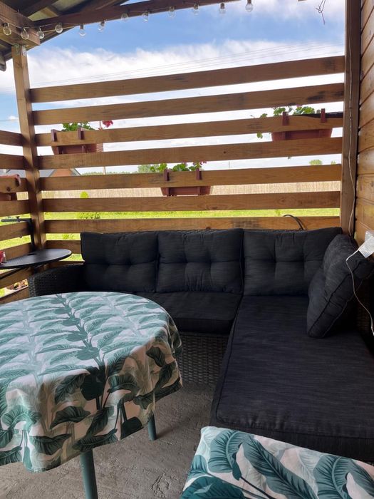 Domek do wynajęcia na dużej działce do użytku na wyłączność (z psami)