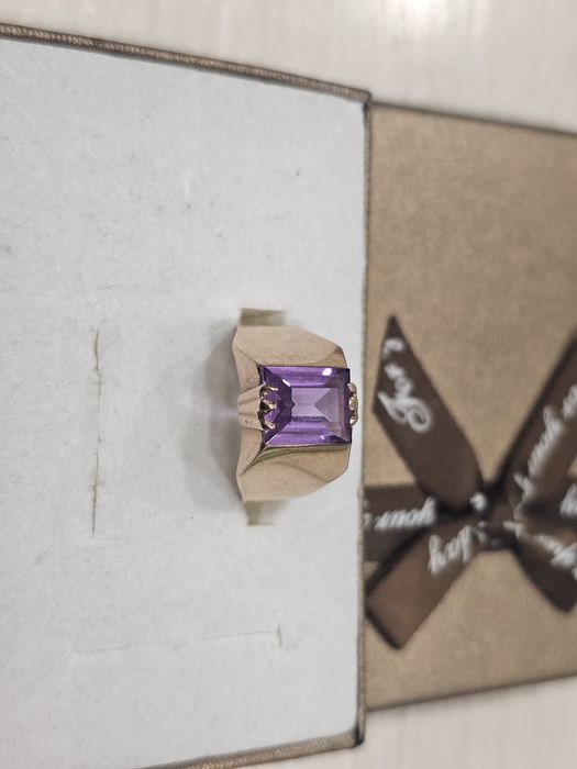 Złoty damski SYGNET z RÓŻOWYM oczkiem PR 583