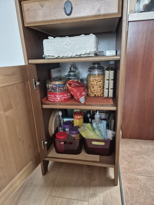 Kredens drewniany IKEA markor leksvik hemnes